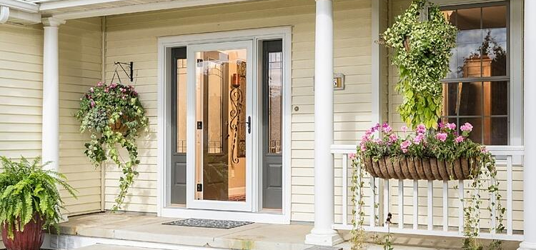 screen door installation in Oakley