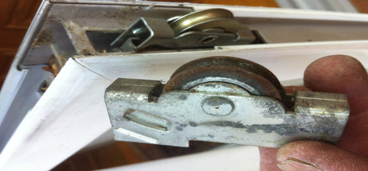 screen door roller repair in Oakley
